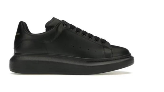 Alexander McQueen Oversized en negro