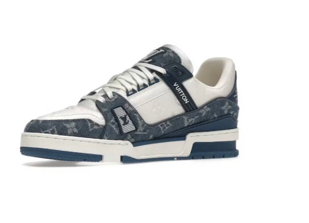Louis Vuitton LV Trainer Monogram en denim, blanco y azul