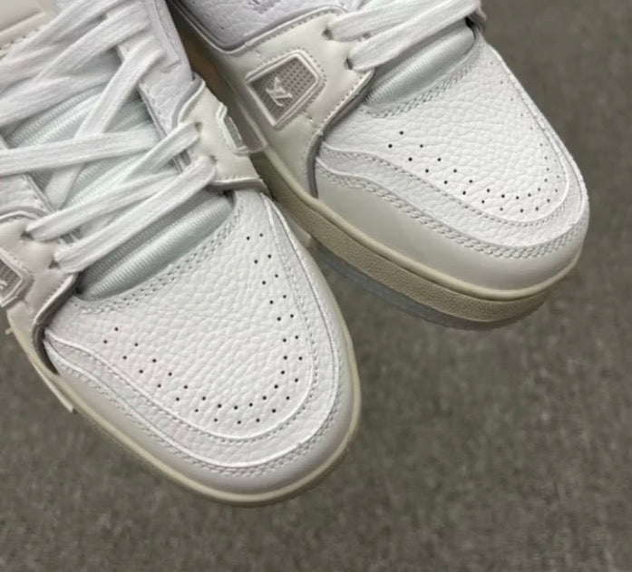 Louis Vuitton Zapatillas Blanco Gris Signature