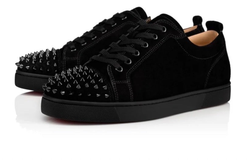 Louis Junior Spikes Sneaker Christian Louboutin