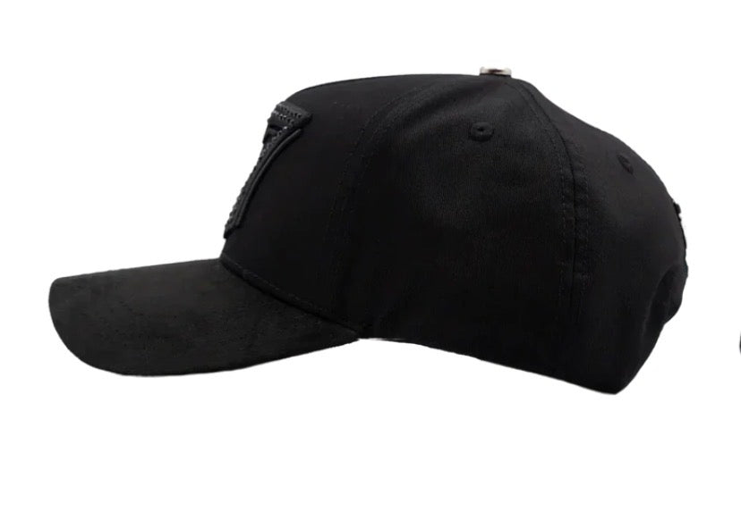 77 - BARBAS HATS